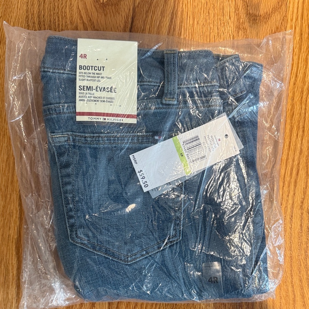 Tommy Hilfiger Women’s Denim Bootcut Jeans